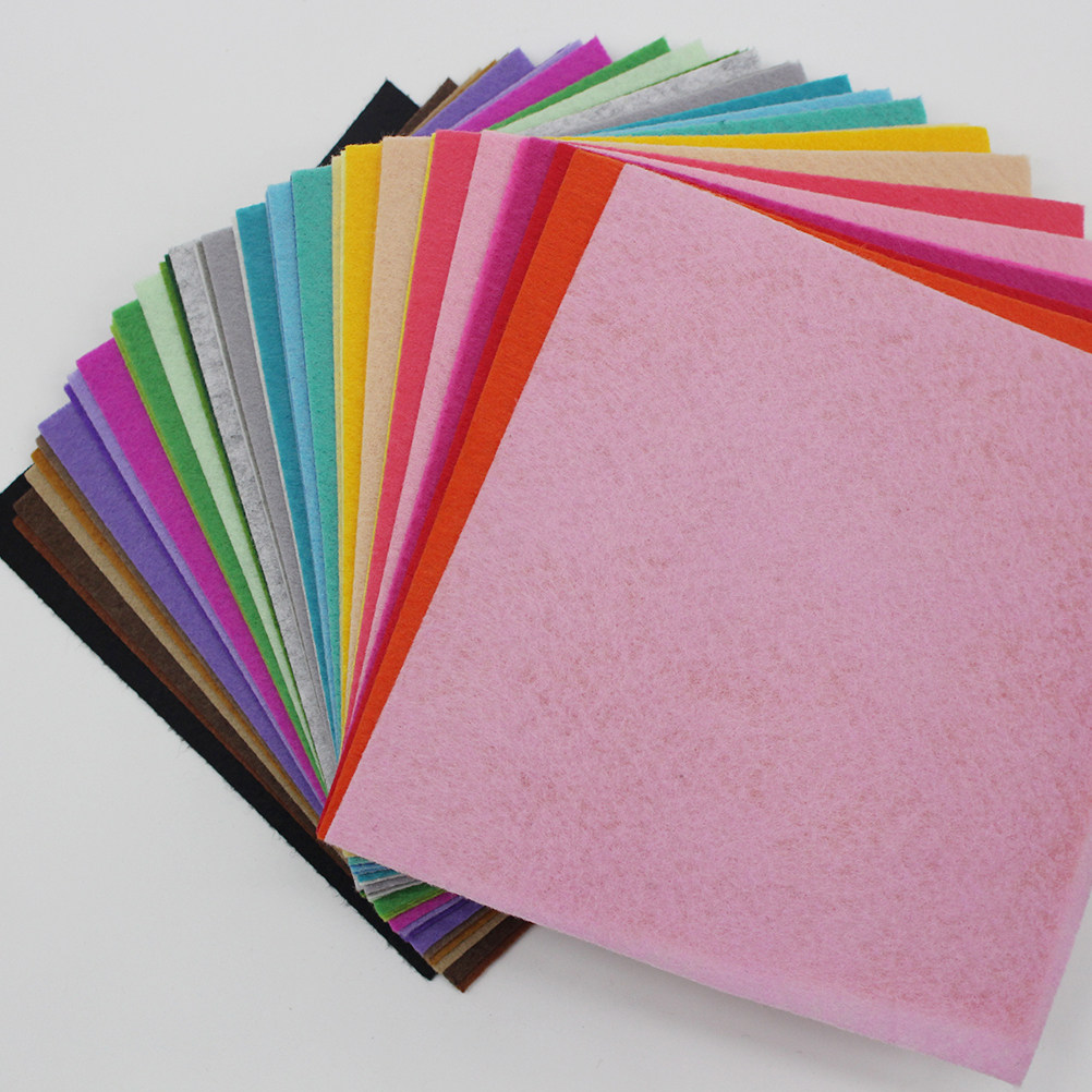40枚入り アソートカラー ウールフェルト クラフト生地シー - Felt Sheet Wool のレビューと価格