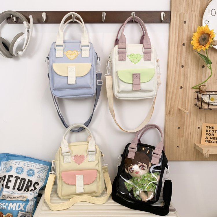 日本のカワイイスタイルのレディースバッグ,透明なPVC人形, - Embroidery Motif のレビューと価格