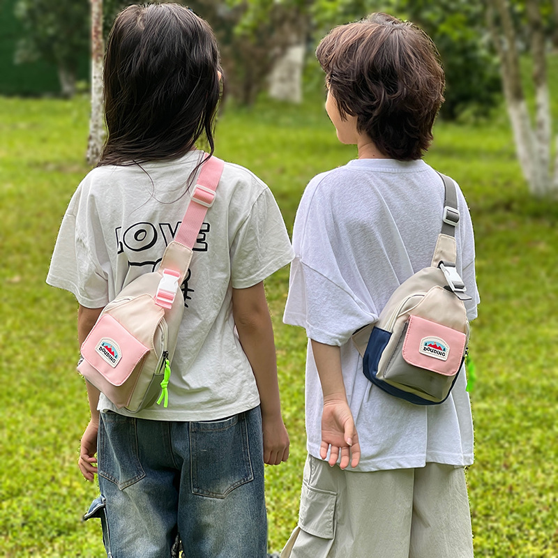 新しいファッションキッズチェストバッグユニセックスクールカラ - Embroidery Motif のレビューと価格