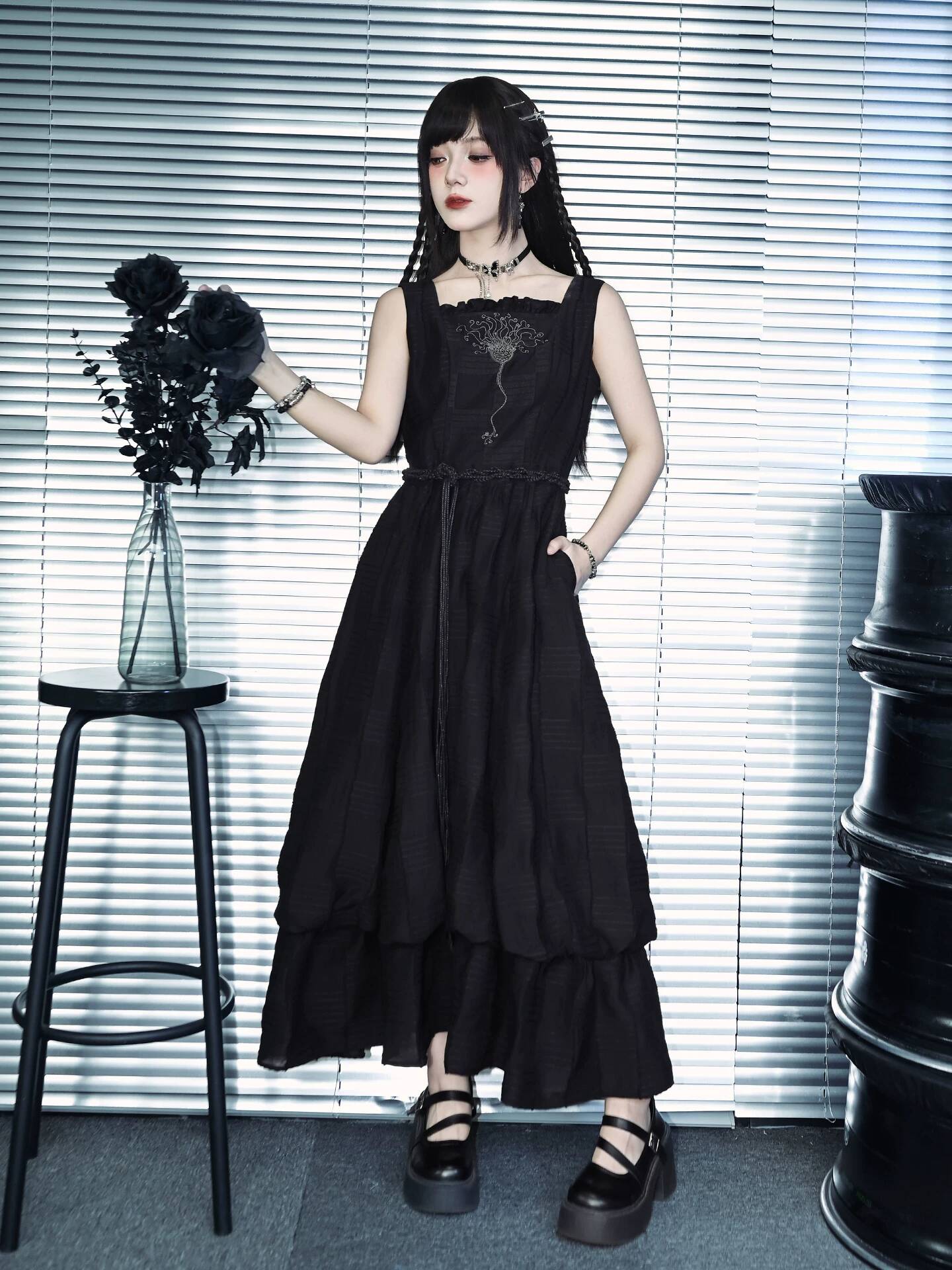 新しいクリノイド刺繍黒二重層芽ドレス女性夏のレジャーノースリ - Embroidery Dress のレビューと価格