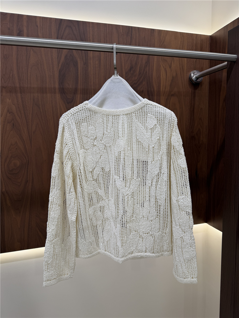 レディース透かし彫り刺繍ニットセット：クルーネック長袖カーデ - Embroidery Cardigan のレビューと価格