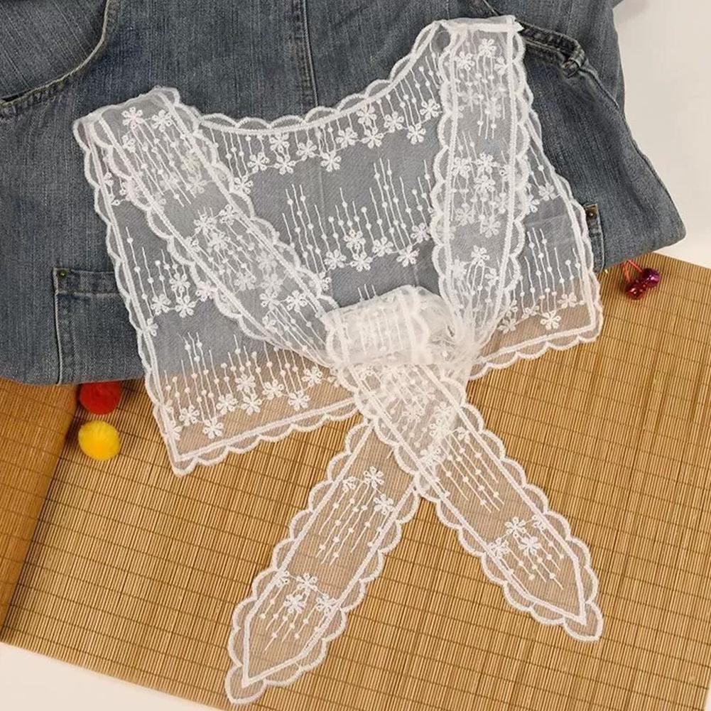 フレンチレースショールスカーフ女性用エレガントな中空花柄刺繍 - Embroidery Shawl のレビューと価格