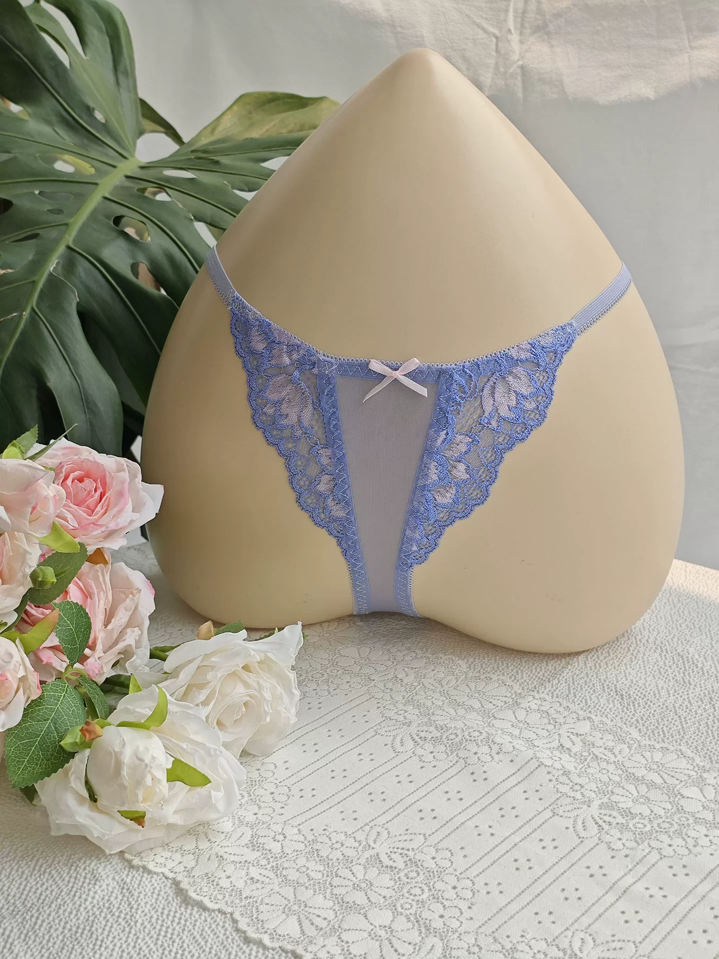 ブラックレースマンズTブリーフ刺繍ハンドメイドブルーピンクB - Embroidery Underwear のレビューと価格