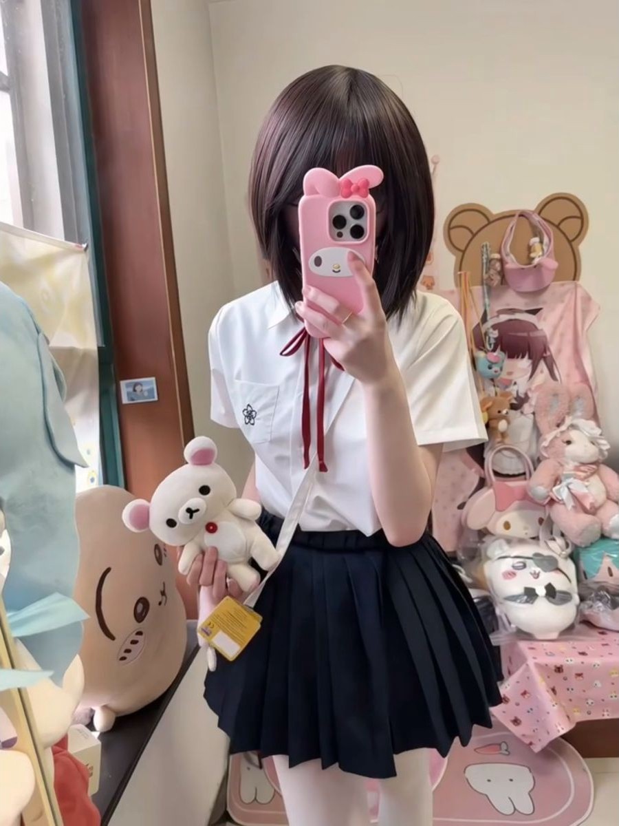 サマーサクラ刺繍入りルーズ半袖シャツとショートスカートセット - Embroidery Uniform のレビューと価格