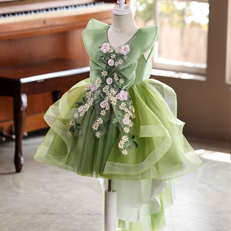 森のエルフのコスプレプリンセスコスチューム、緑の花の刺繍入り - Embroidery Dress のレビューと価格
