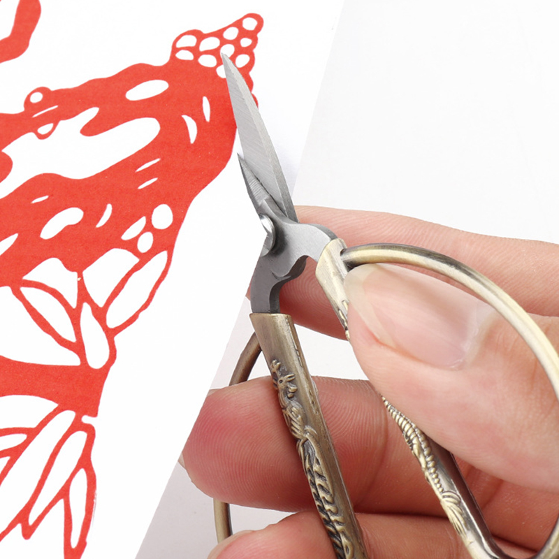 レトロなステンレス鋼の縫製はさみ,テーラー,糸,刺fabri - Embroidery Scissors Small のレビューと価格