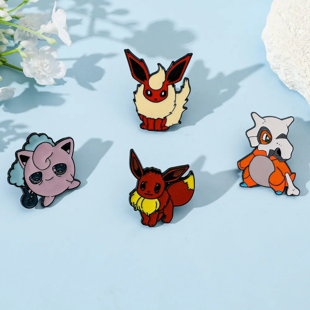 4 個のキャラクター漫画ブローチ Flareon Jiggl - Embroidery Outfit のレビューと価格